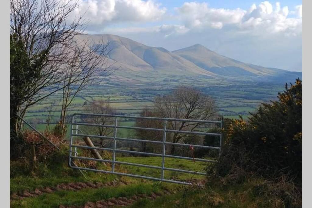 Corderry Farmhouse, Idyllic Cottage Amid 250 Acres Lisvernane Екстериор снимка